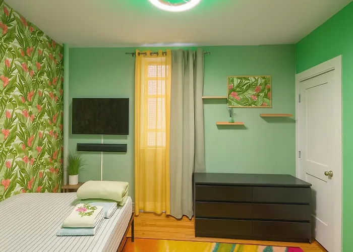 Tropical Style Room